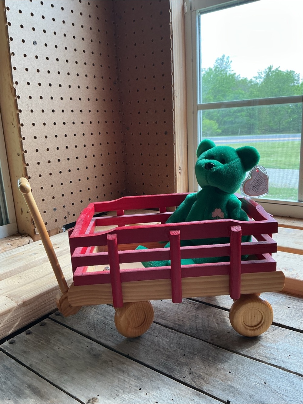 1990s Green Good Luck Irish Bear Beanie Baby in Red Wooden Wagon Classic toy